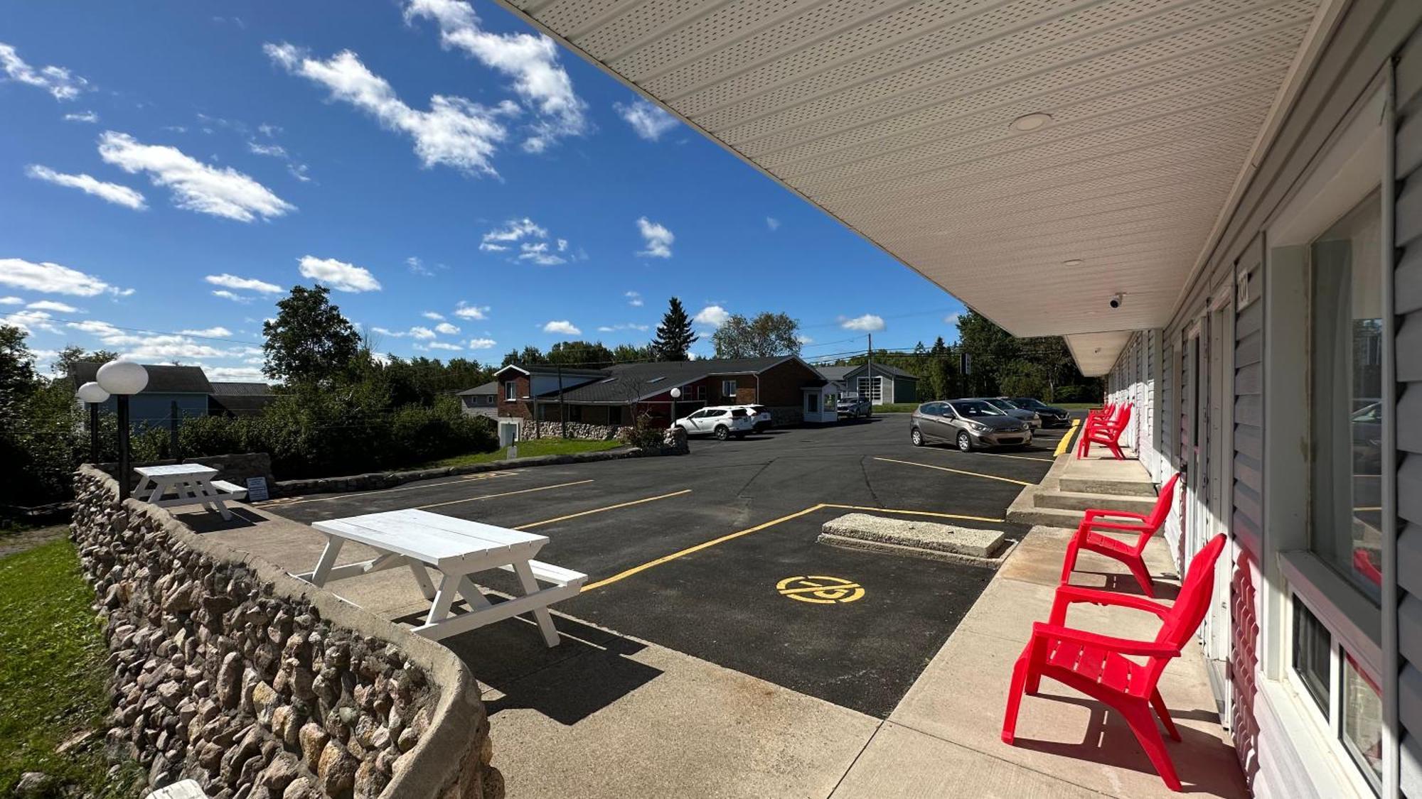 Motel 7 Inn & Suites Beresford Eksteriør billede