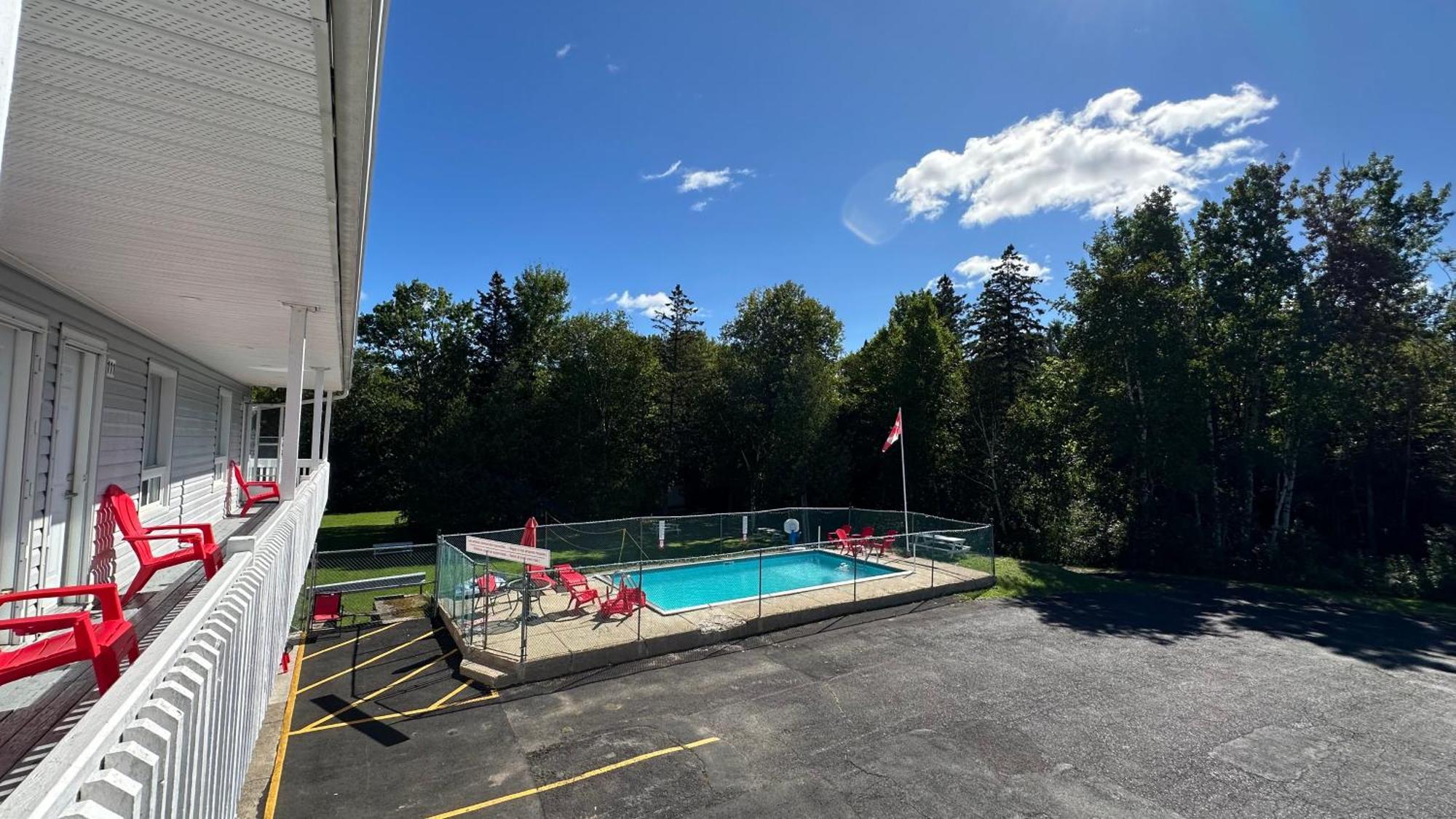 Motel 7 Inn & Suites Beresford Eksteriør billede