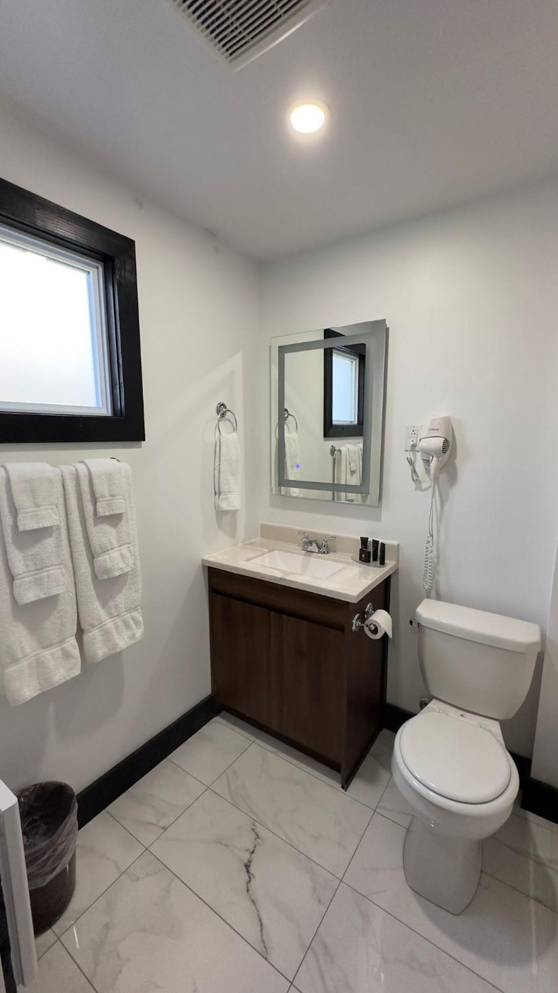 Motel 7 Inn & Suites Beresford Eksteriør billede